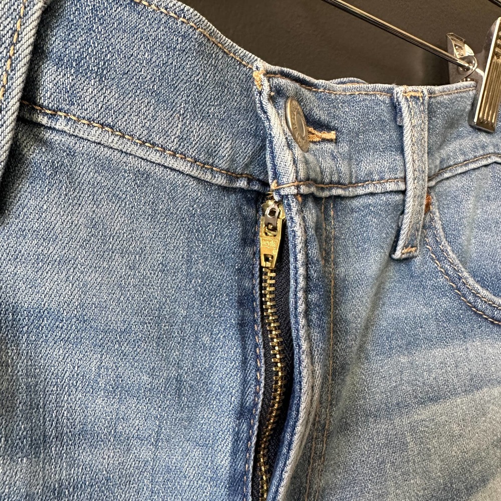 Levi's High Rise Shorts Blue Jean Short Distressed Size 29 - Picture 6 of 13